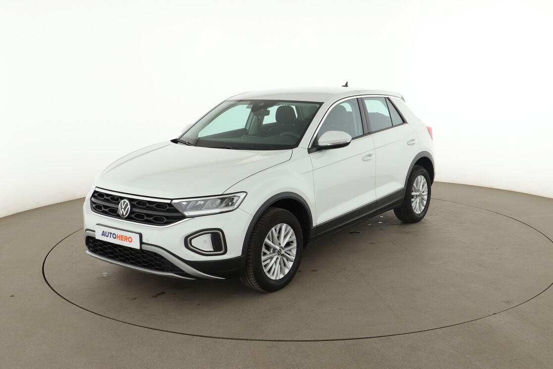 Volkswagen T-Roc 1.0 TSI — photo 1