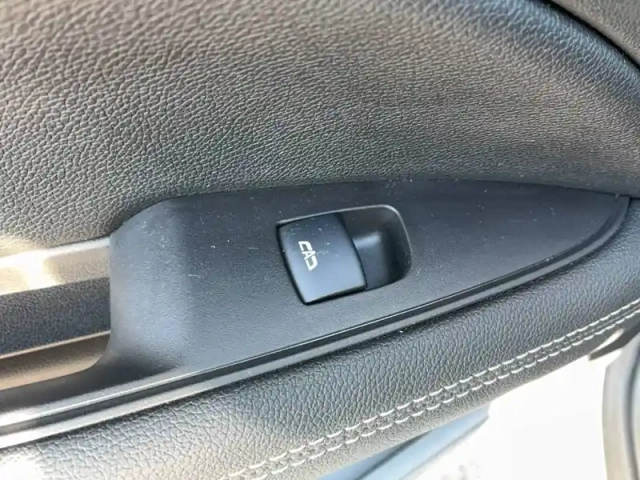 Opel Insignia grand sport 1.5 diesel 122 ch — photo 10