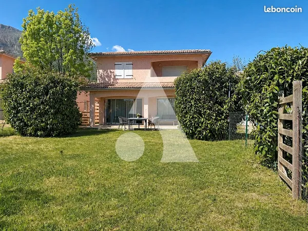 Maison 6 pièces 175 m²