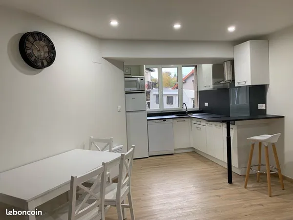 À louer appartement meublé