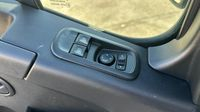 Renault Master F3500 L2H2 2.3 dCi 150ch Energy Confort Euro6 — photo 16