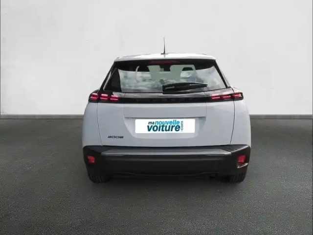 Peugeot 2008 100 s&amp;s bvm6 — photo 5