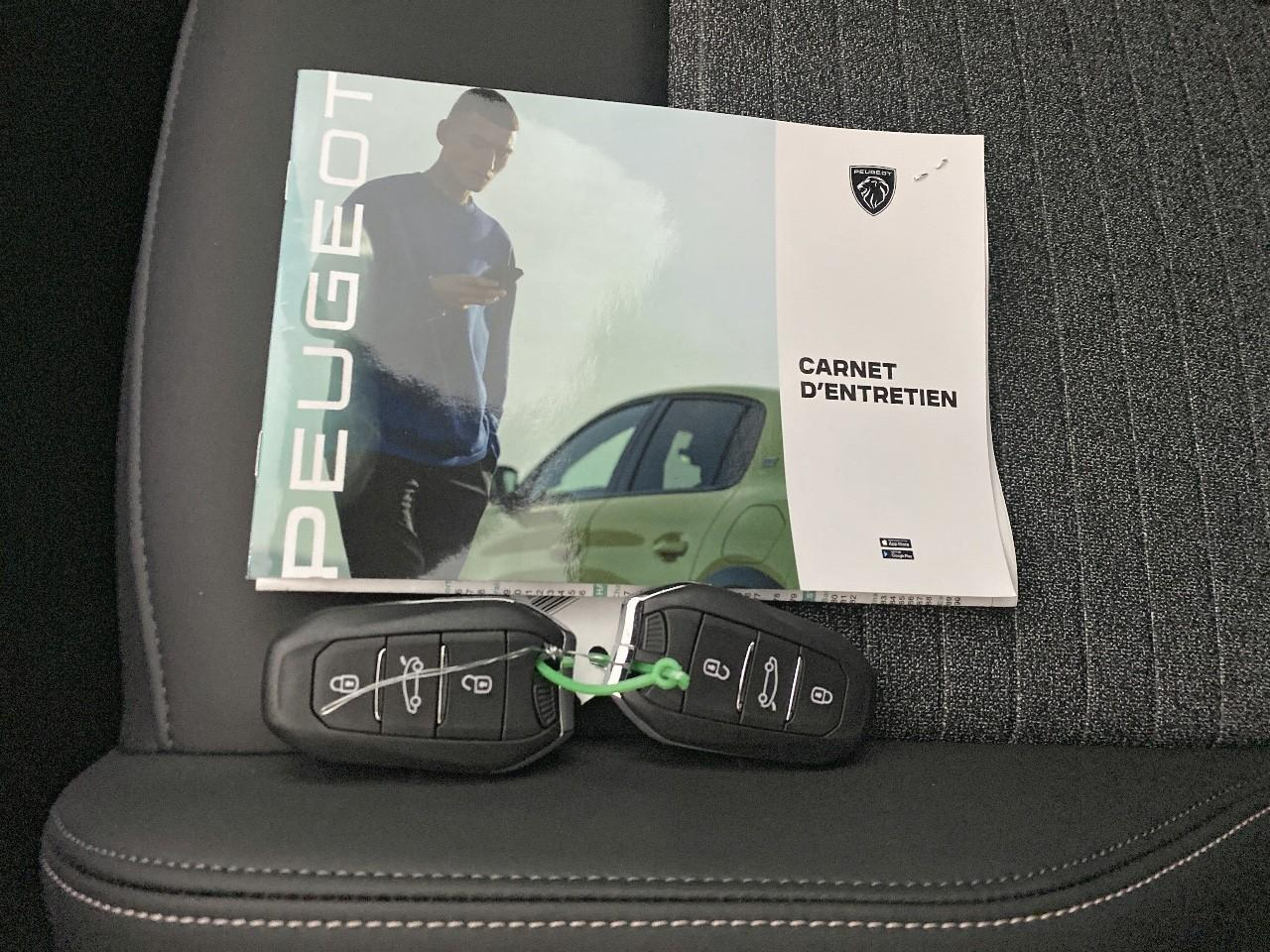 Peugeot 5008 hybrid 145 ch e-dcs6 allure — photo 18