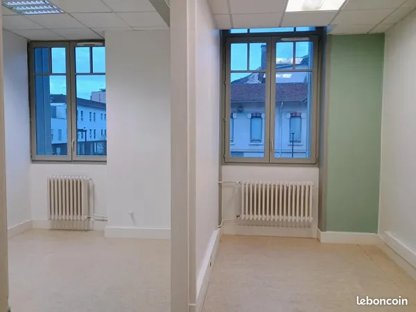 Bureau 24 m²