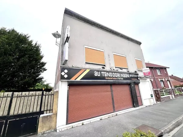 Maison 6 pièces 260 m²
