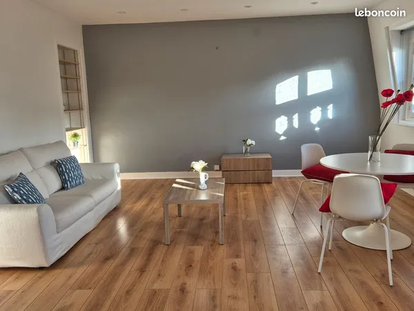 Bel appartement meublé 68 m2 75007