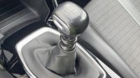 Peugeot 2008 1.2 PureTech 130ch S&S Allure Pack — photo 14