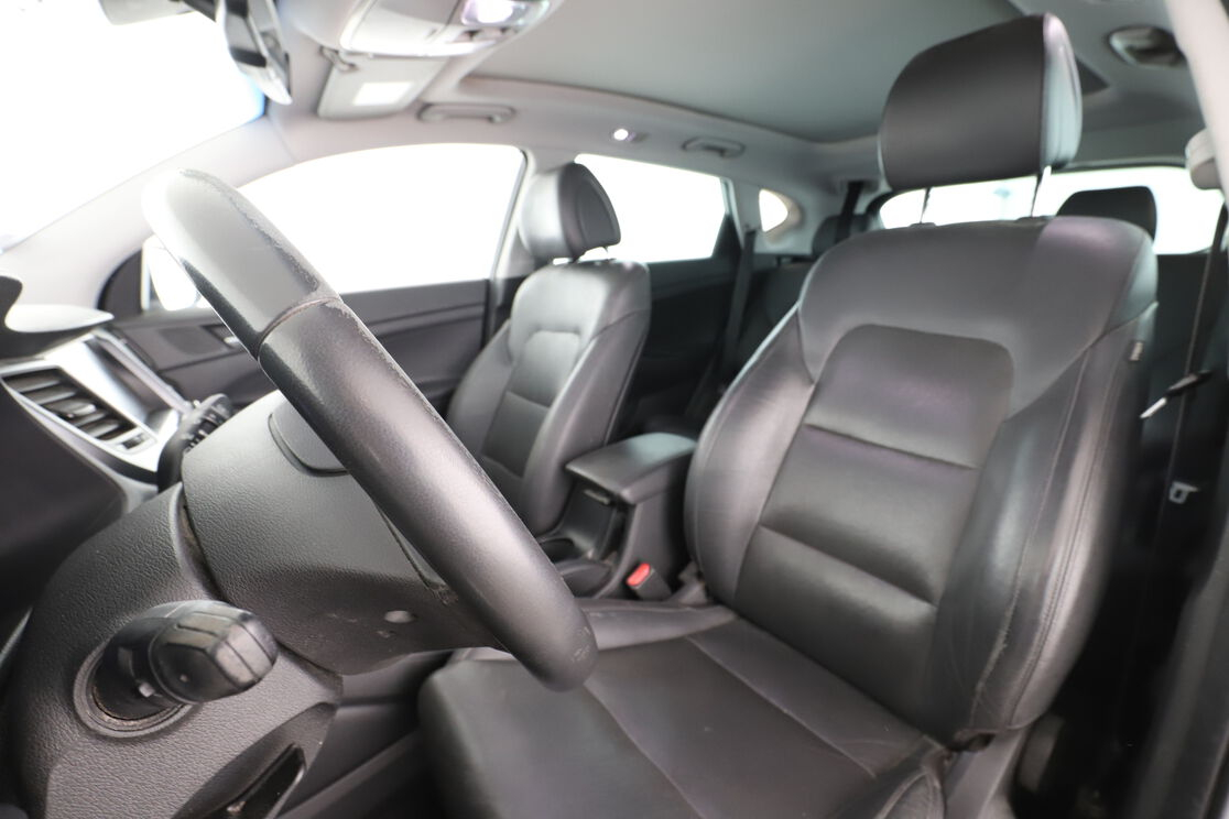 Hyundai Tucson 1.7 CRDi Creative — photo 9