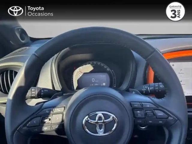 Toyota Aygo x 1.0 vvt-i 72ch air limited s-cvt — photo 5