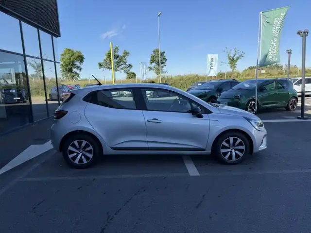 Renault Clio tce 90 — photo 6