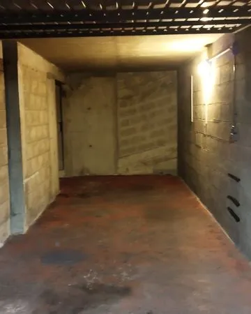 À louer - Box de parking sécurisé - Paris 7e