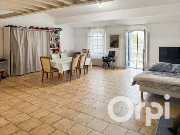 Appartement 1 pièce 78 m²