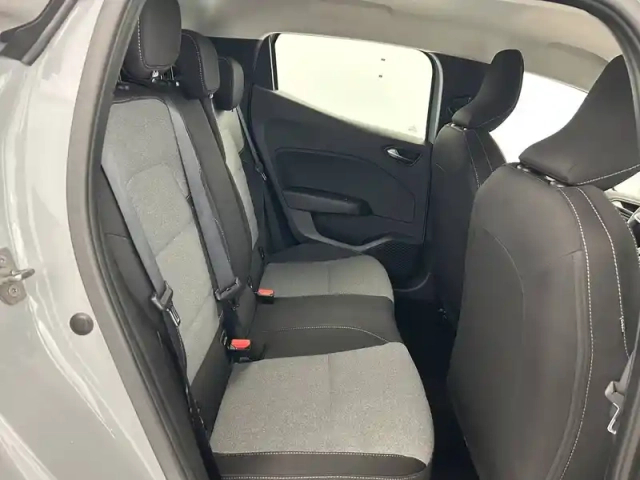 Renault Clio tce 90 — photo 25