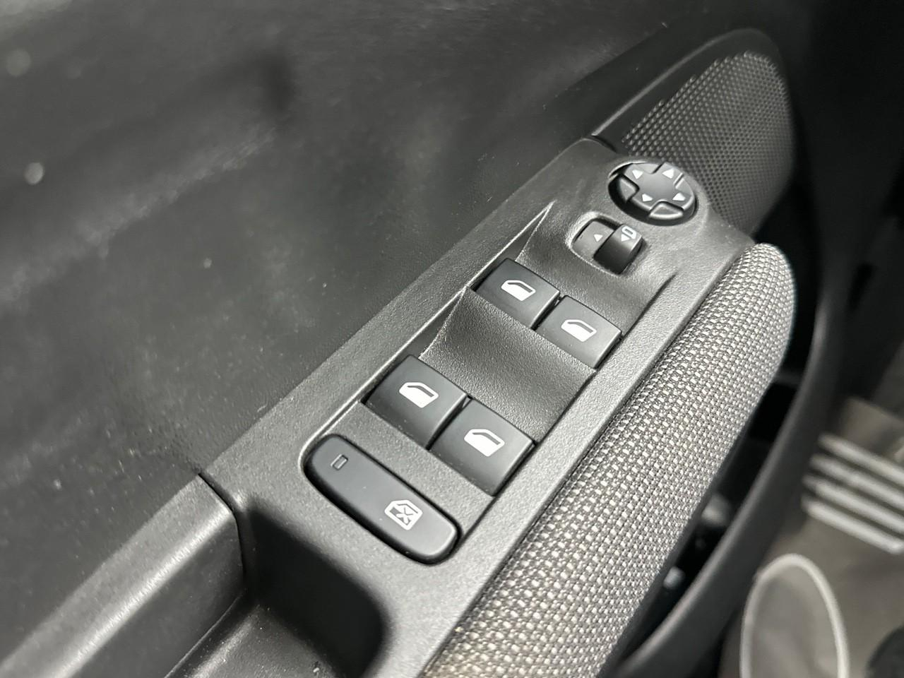 Citroën C3 Aircross puretech 130 s&s eat6 shine pack — photo 15