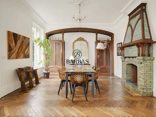 Château 11 pièces 557 m²