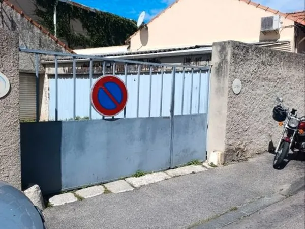 Loue garage partagé