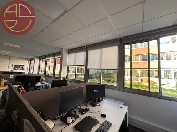 Bureau et espace de travail Location Balma  364m² 4658€