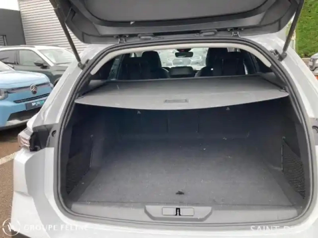 Peugeot 308 sw plug-in hybrid 180ch allure e-eat8 — photo 6