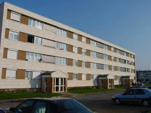 BRETEUIL SUR ITON - T4 de 78 m²