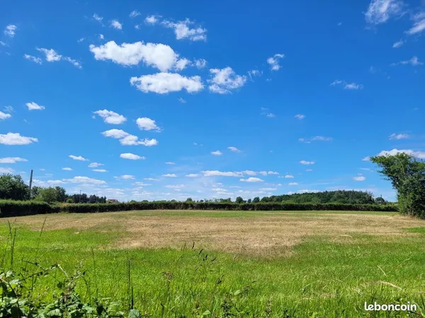 Terrain 3500 m² Chantelle