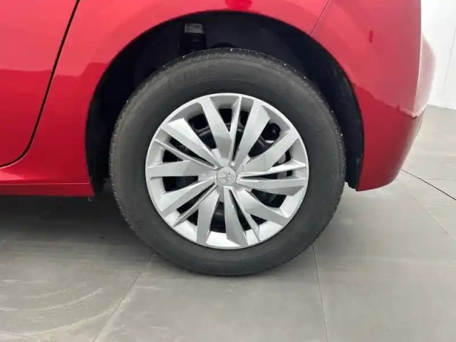 Peugeot 208 puretech 75 s&amp;s bvm5 — photo 13