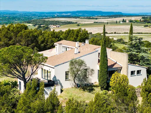 Propriété 467 m²