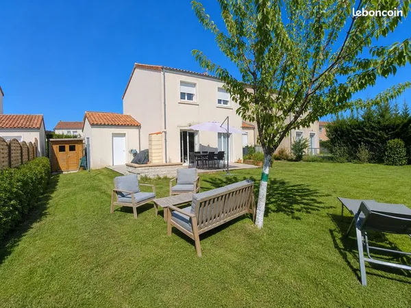 Maison 90 m² - 3 chambres - garage - jardin - terrasse - DPE C