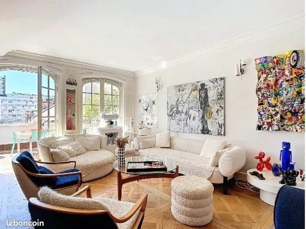 Maison appartement à étage lumineuse et spacieuse 5 pièces