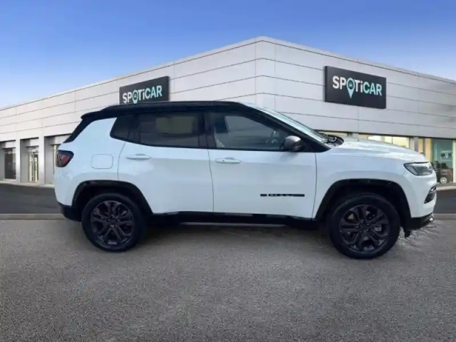 Jeep Compass 1.3 turbo t4 190ch phev 4xe 80th anniversary at6 eawd — photo 4