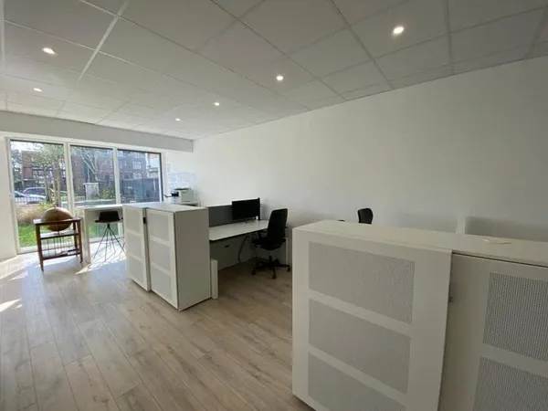 Bureaux 56 m²