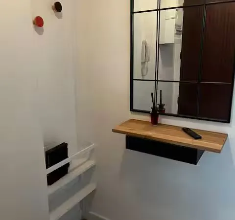 AJACCIO PLACE DIAMANT - STUDIO MEUBLÉ 21 m² - 775 TOUT COMPRIS