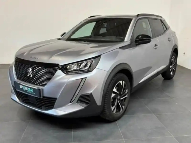 Peugeot 2008 1.2 130 allure pack  gps camera carplay