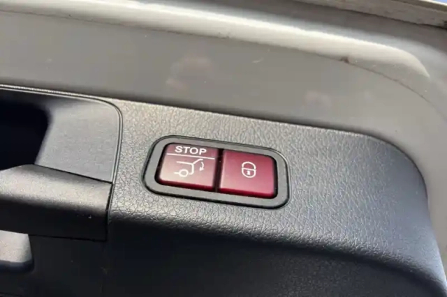 Mercedes Glb 220 d 8g-dct 4matic — photo 15