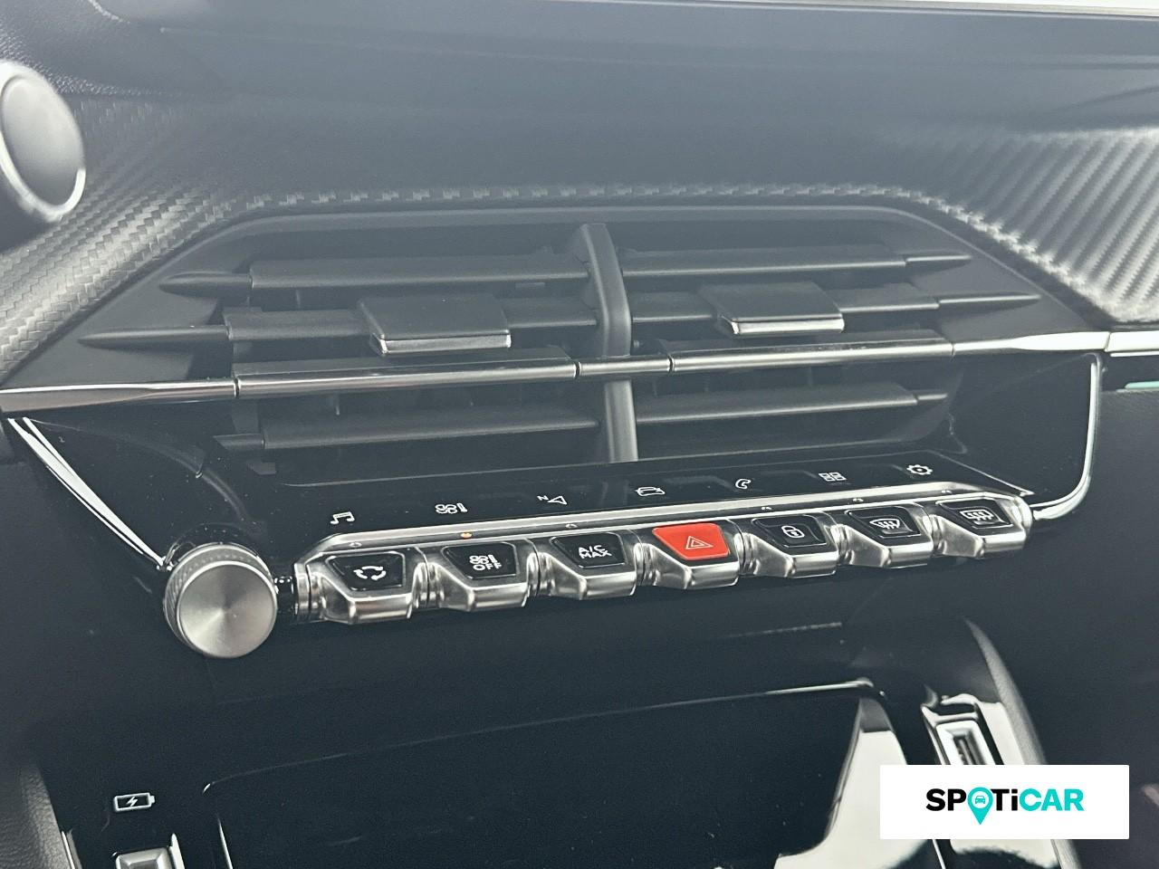 Peugeot 2008 1.2 puretech 130ch s&s gt eat8 — photo 15