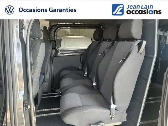 Volkswagen Transporter van l1h1 2.0 tdi 150 bva8 4motion — photo 15