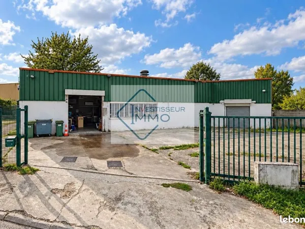 Local d'activité 200 m²