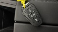 Peugeot 308 1.5 BlueHDi 130ch S&S Style EAT8 — photo 16