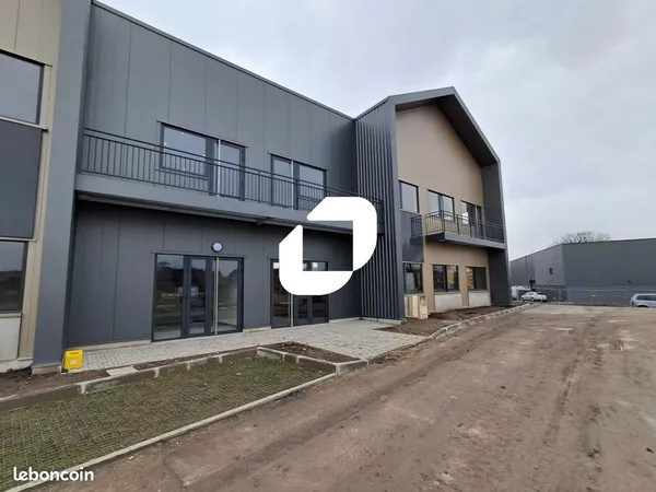 Local d'activité 7 238 m²
