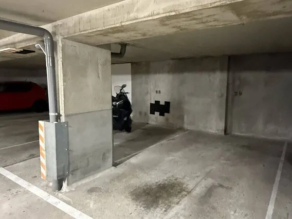Parking 11 m²