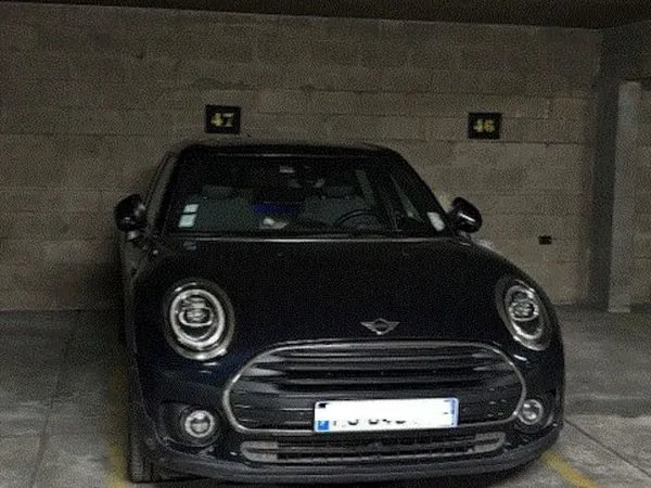 parking sous terrain PARIS 12