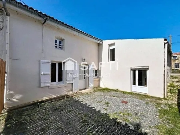 Maison rénovée avec 2 chambres et dépendances