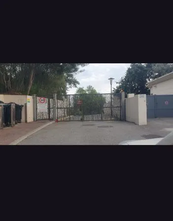 Location garage box fermé