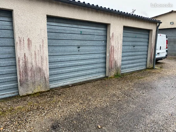 Garage / box de stockage 17 m² - Marmande centre, accès 24h/24