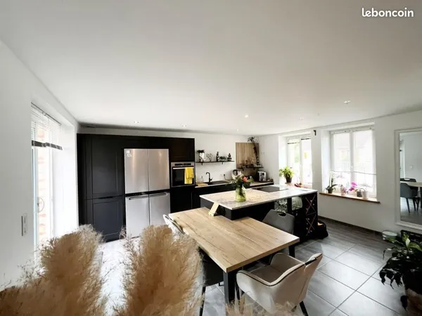 Maison familiale - 3 chambres - aucuns travaux