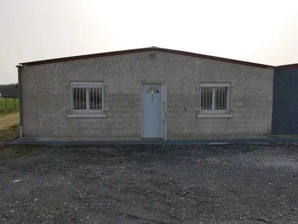 Bureaux 9 pièces 525 m²