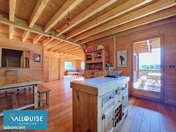 Chalet 5 pièces 145 m²