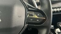 Peugeot 3008 HYBRID 225ch GT Pack e-EAT8 — photo 25
