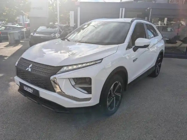 Mitsubishi Eclipse cross 2.4 mivec phev 188ch invite 4wd — photo 1