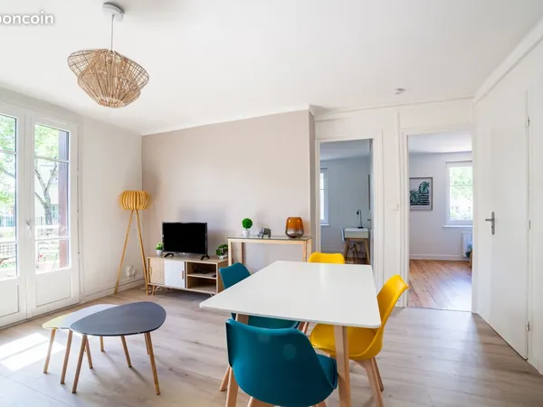 Colocation 4 chambres - duplex 102 m² + jardin 150 m²