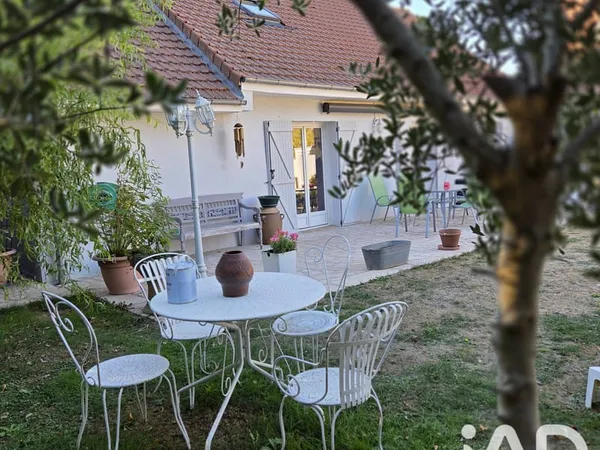 Maison 11 pièces 203 m²